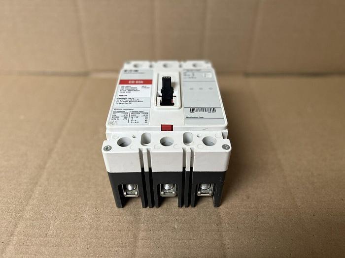 ED3225 Cutler Hammer 225 Amp 240V 3 Pole Bolt On Circuit Breaker New
