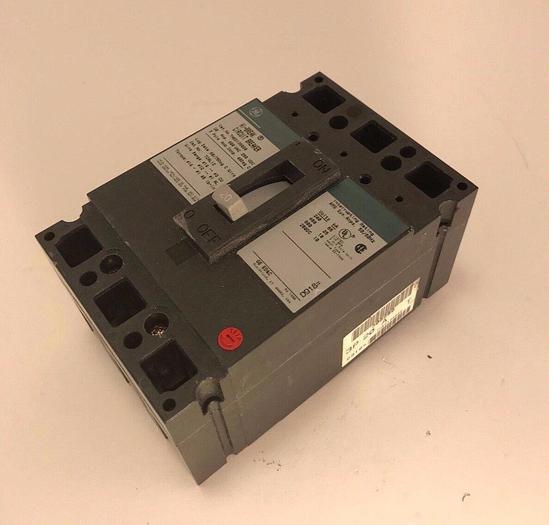 Used THED136020 GE 20 Amp 600V 3 Pole 25KA@480V Bolt On Circuit Breaker Green Face