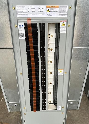 Cutler Hammer PRL2A 400 Amp 480/277V 3 Phase 4 Wire 42 Circuit Panel Interior