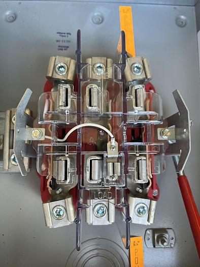 Milbank 200 Amp 600V 3P 4W Series 9700L 7 Jaw Bypass Meter Socket New