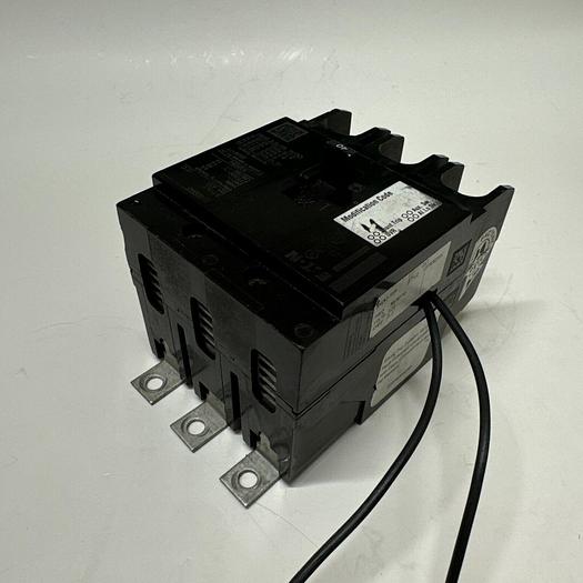 Used GHB3040 EATON 40 Amp 480V 3P Bolt On Circuit Breaker 120V Shunt Trip 786679911280