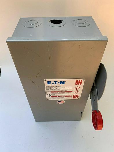 Used DH221FGK Cutler Hammer 30 Amp 240V 2 Pole Fusible Nema 1 Fused