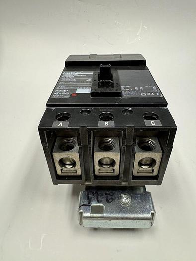 QBA32225 Square D 225 Amp 240V 3 Pole 65K Rated ILine Circuit Breaker New 785901702962