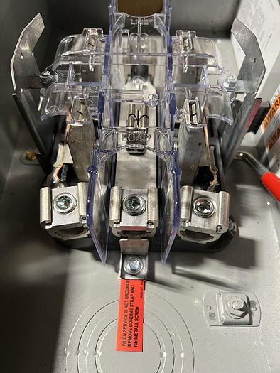 U9318RL Milbank 9500L 200 Amp 600V 5 Jaw Manual Bypass Meter Socket New