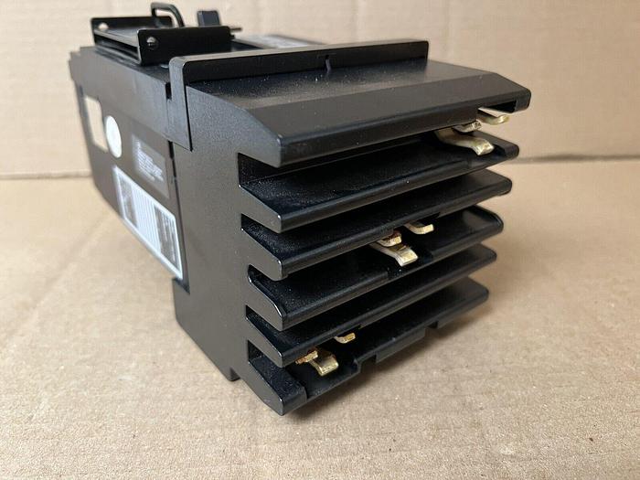 HGA36030 Square D 30 Amp 600V 3 Pole 35K I-Line Plug In Circuit Breaker New 785901601364