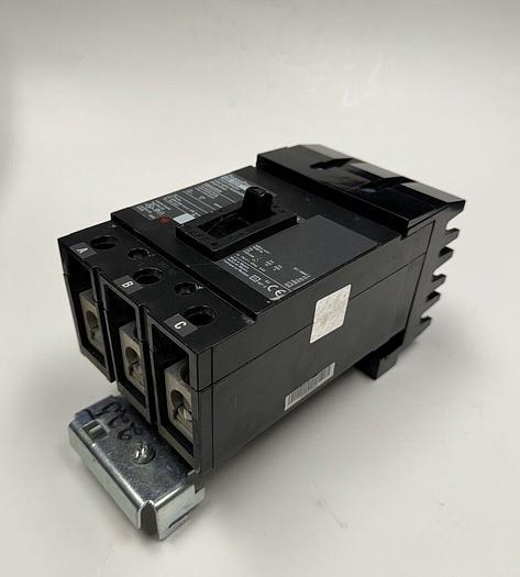 QBA32225 Square D 225 Amp 240V 3 Pole 65K Rated ILine Circuit Breaker New 785901702962