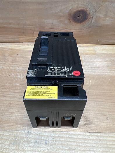 TED124020 GE 20 Amp 240V 2 Pole Bolt On Circuit Breaker New Surplus