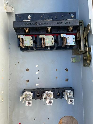 Used TH3364 GE 200 Amp 600V 3 Pole Fusible Nema 1 Indoor Disconnect Switch 783164009156