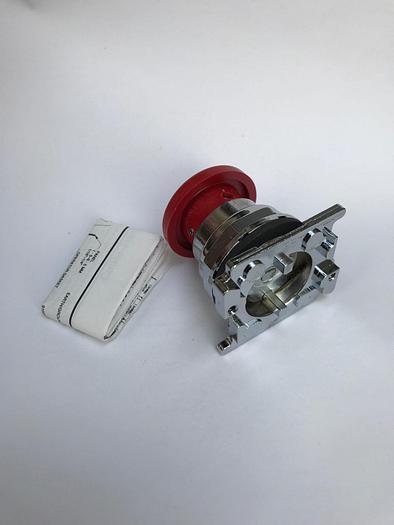 10250T122 Cutler Hammer Pushbutton Oper. Mushroom Head Red Nema 4 4X-13