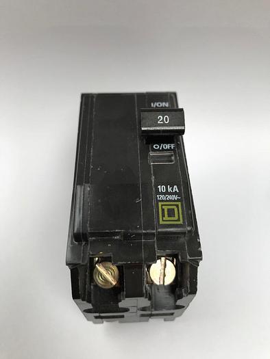 Used QO220 Square D 20 Amp 120/240V Plug In Circuit Breaker Type QO 785901400363