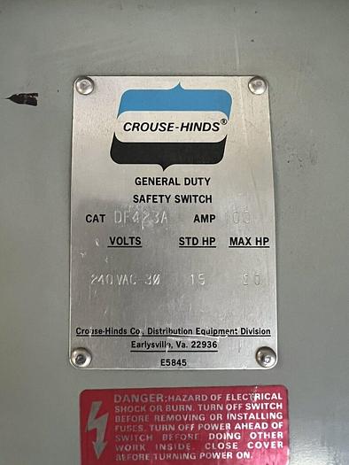 Used DF423A Crouse Hinds 100 Amp 240V 3P 3W Fusible Indoor Disconnect Switch