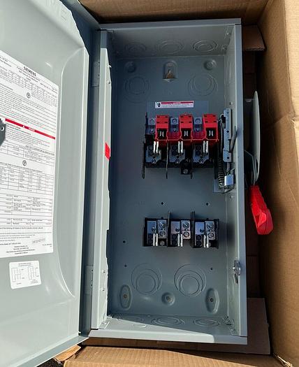HF363 Siemens 100 Amp 600V Fusible 3P Heavy-Duty Fusible Safety Switch New 783643151024
