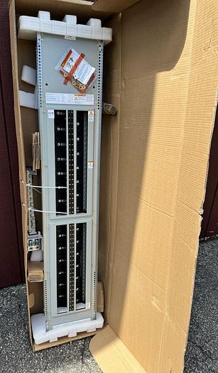 400 Amp Main Lug Only Eaton Cutler Hammer PRL2X 84 Circuit 480/277V Panelboard