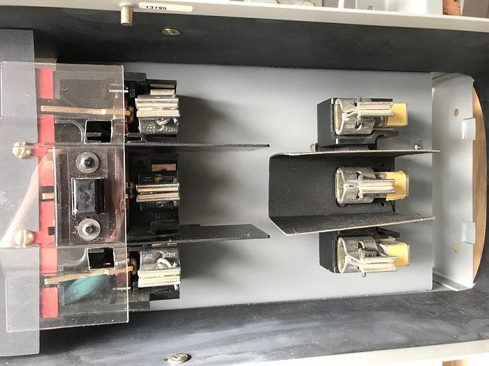 FDPWS323R Cutler Hammer 100 Amp 240V 3 Pole Fusible Panelboard Switch New