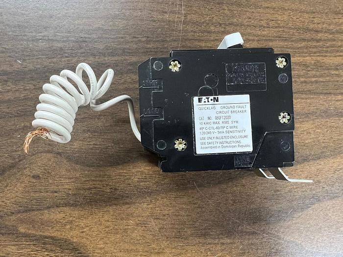 QBGFT2020 Cutler Hammer 20 Amp 2 Pole 240V Bolt On Ground Fault Circuit Breaker