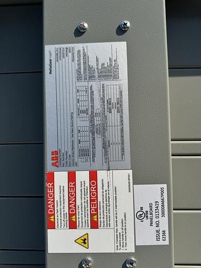 ABB 800 Amp Main Lug Only Panel board 480/277V 3P4W Nema 1 Indoor IN1608BL3H1