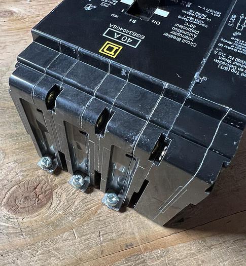 Used EGB34040SA Square D 40 Amp 480V 3 Pole 120V Shunt Trip Bolt On Circuit Breaker