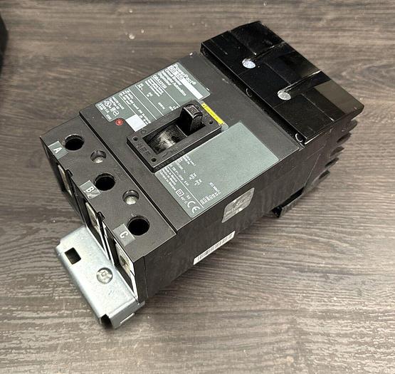 Used QBA32150 Square D 150 Amp 240V 3 Pole 10kA@240V I-Line Circuit Breaker 785901412656