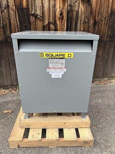EE112T212H Square D 112.5 KVA 480/277X208V 3 Phase Dry Type Transformer New 208V