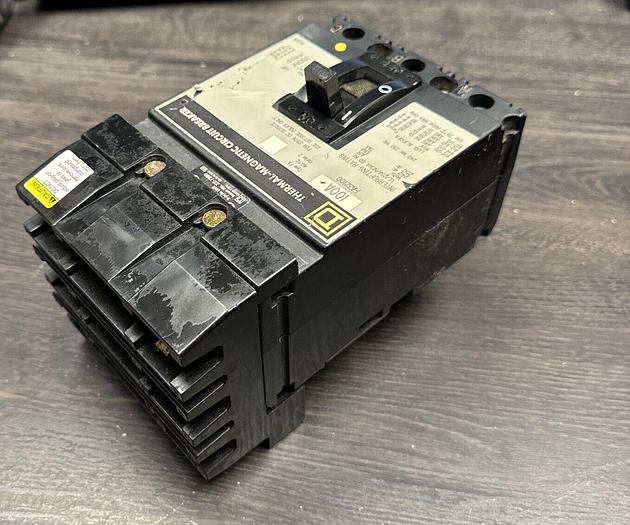 Used FA32100 Square D 100 Amp 240V 3 Pole 10kA@240V ILine Circuit Breaker
