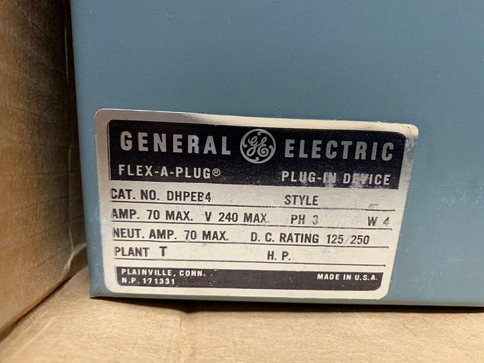 DHPEB4 GE Flex-A-Plug 70 Amp Max 240V 3P 4W TEB132020 Circuit Breaker New