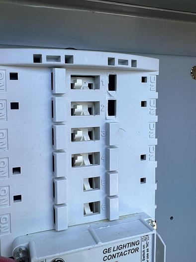 Used GE CR460B Lighting Contactor Complete with GE 460XE1D Enclosure Hand Off Auto