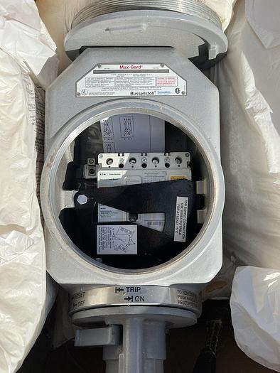 Russellstoll DBRE350403000 Max-Guard 30 Amp 480V Explosion Proof Receptacle New