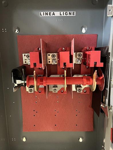 HU365 Square D 400 Amp 600V 3 Pole Non Fusible Nema 1 Disconnect Switch New