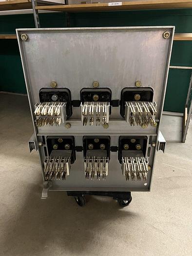 Used Westinghouse DB-50 1600A Frame 600V 3 Pole Maually Operated Draw Out