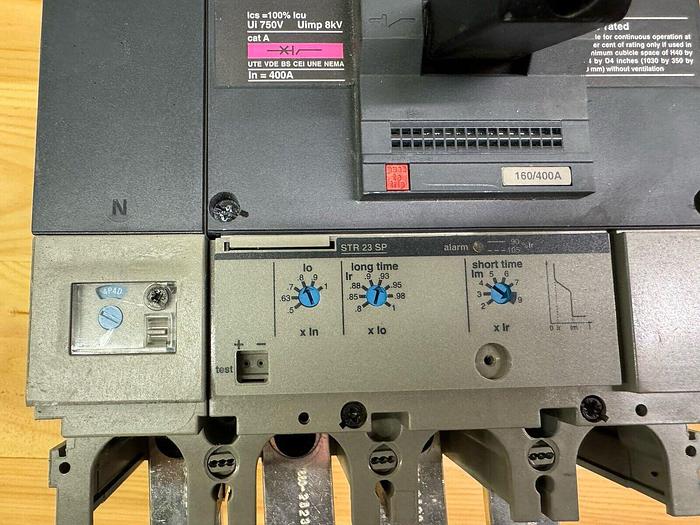 Used NSJ400H Merlin Gerin 400 Amp 600V 4 Pole Circuit Breaker STR23SP Trip Unit