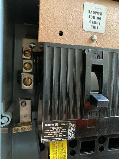 DHPEB4 GE Flex-A-Plug 70 Amp Max 240V 3P 4W TEB132020 Circuit Breaker New