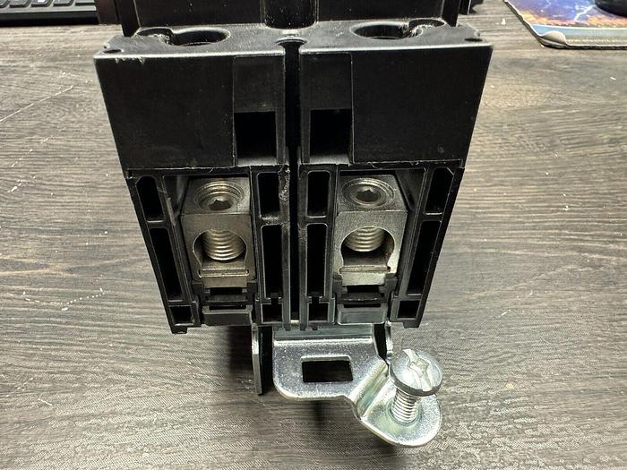 HDA260202 Square D 20 Amp 600V 2 Pole 18KA@480V I-Line Circuit Breaker New Flaw