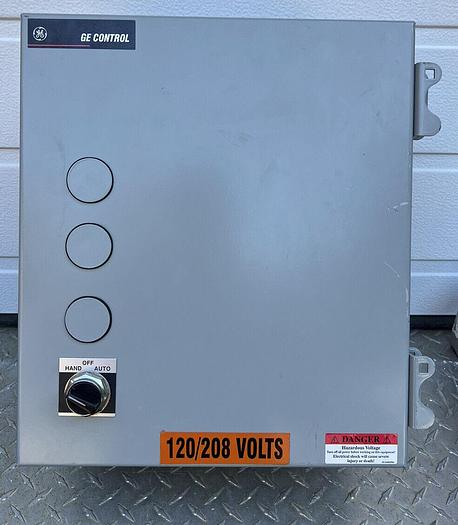 Used GE CR460B Lighting Contactor Complete with GE 460XE1D Enclosure Hand Off Auto