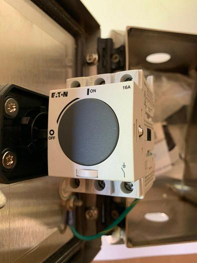 SCE-8066ELJSS6 LR97418 EATON R5A3016U 56 Amp 600V 3 Pole Disconnect Switch Nema