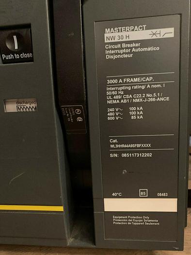 Used NW30H Square D 3000 Amp 600V 3 Pole Draw Out Circuit Breaker WL3HHR44A9SFBFXXXX