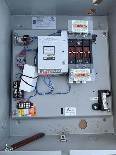 Used Generac RTSN100G3 100A 120/208V Automatic Transfer Switch 696471110234