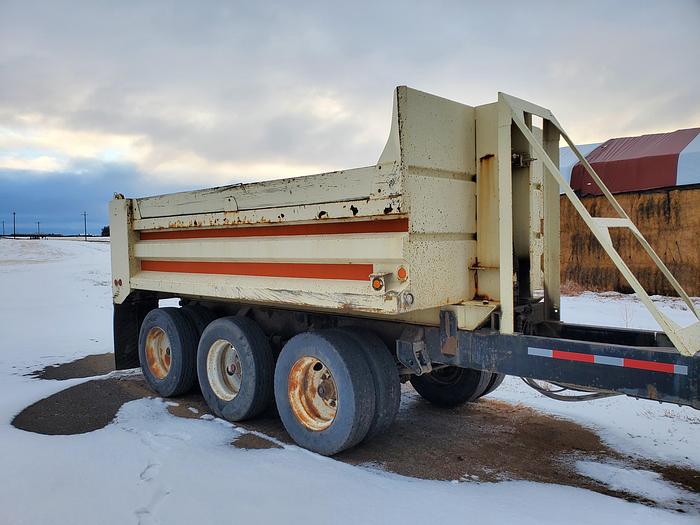 Used 1990 Kenworth Dump Truck w/ Dump Trailer