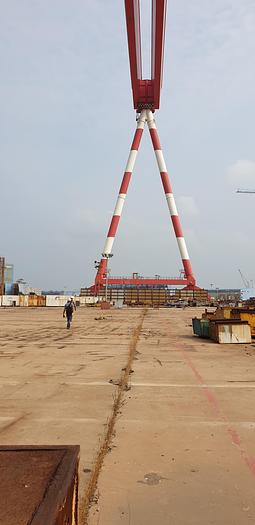 Used Gantry Crane, 900 tonne Capacity , Year 2009