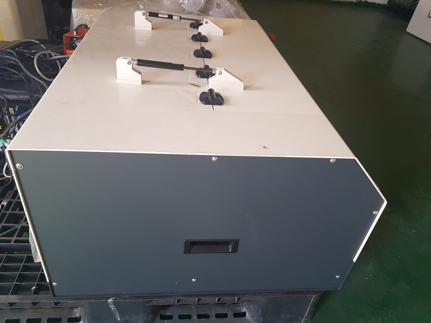 Used 2010 SEMILAB WT-2000D