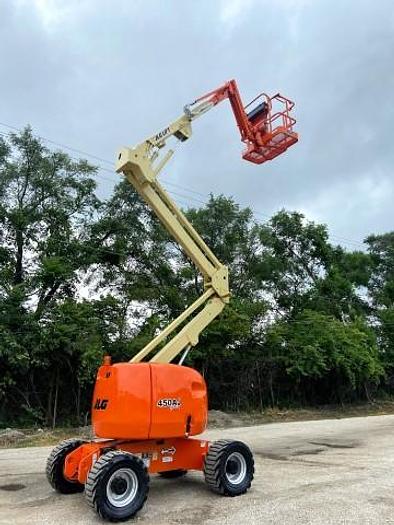 Refurbished 2011 JLG 450AJ II