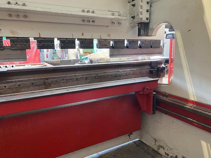 Usato Piegatrice CMU mod. BT