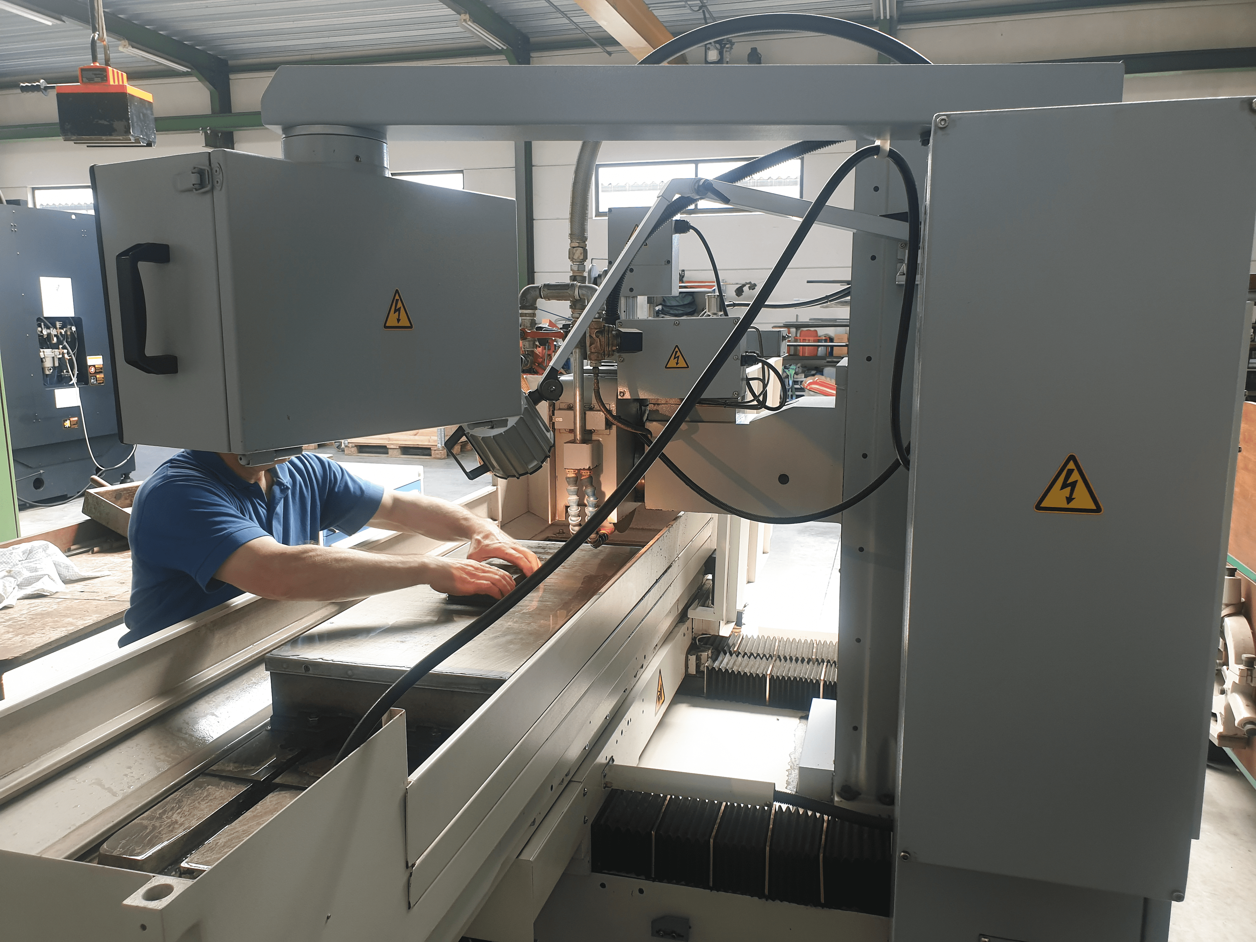 Used Chevalier FSG-1632 ADII - Grinding Machine