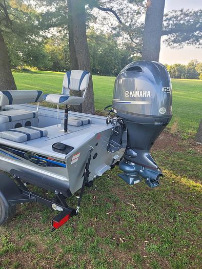 New 2023 G3 17 CCJ Jet Tunnel Hull (Silver/Blue)