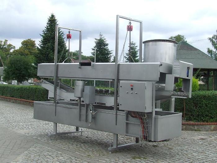 Usado "STORK" TBM 600 unidad de fritura con una cinta que presiona el producto y un depósito de aceite