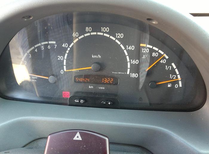 Usado 2000 MERCEDES-BENZ Sprinter 413 CDI