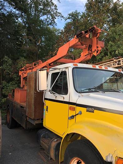 Used 1970 Mobile B56 Drill Rig