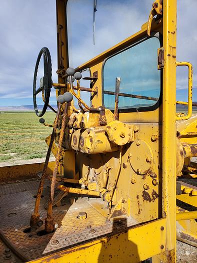 Used Allis Chalmers M100 Motor Grader