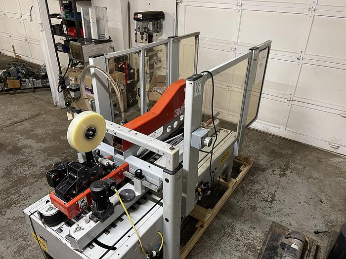 Used 3M 800AF AUTOMATIC ADJUSTABLE CASE SEALER 