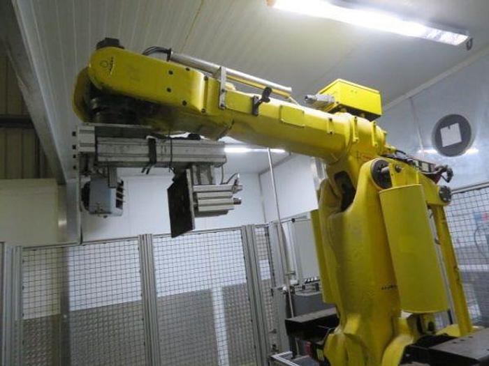 Used Fanuc type System R-J2 Robot S-420i