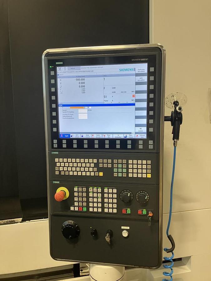 Gebraucht 2016 Mazak VTC 800/30SR